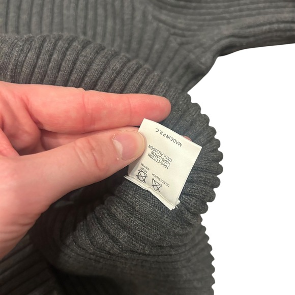 Brandy Melville Ribbed Knit Collar Button Up Cardigan Top Gray One Size - Picture 7 of 7